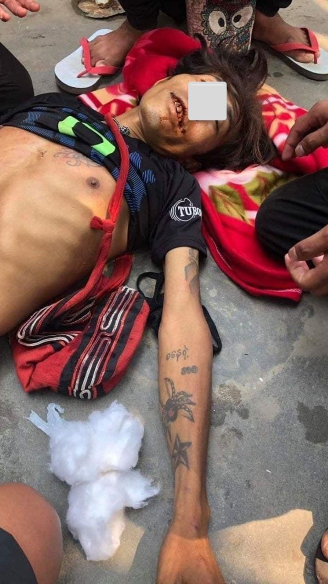 MilkTeaMM_MTAM's tweet photo. #Mar27Coup Meiktila - 4 Death! (including 13 years old girl)
Only 2 dead bodies can be picked up. More than 6 people are Injured. 
@save_children @UNICEF @UN_EndViolence

ANTIFASCIST REVOLUTION
#AntiFascistRevolution2021
#WhatsHappeningInMyanmar https://t.co/jQJPHjqv1H