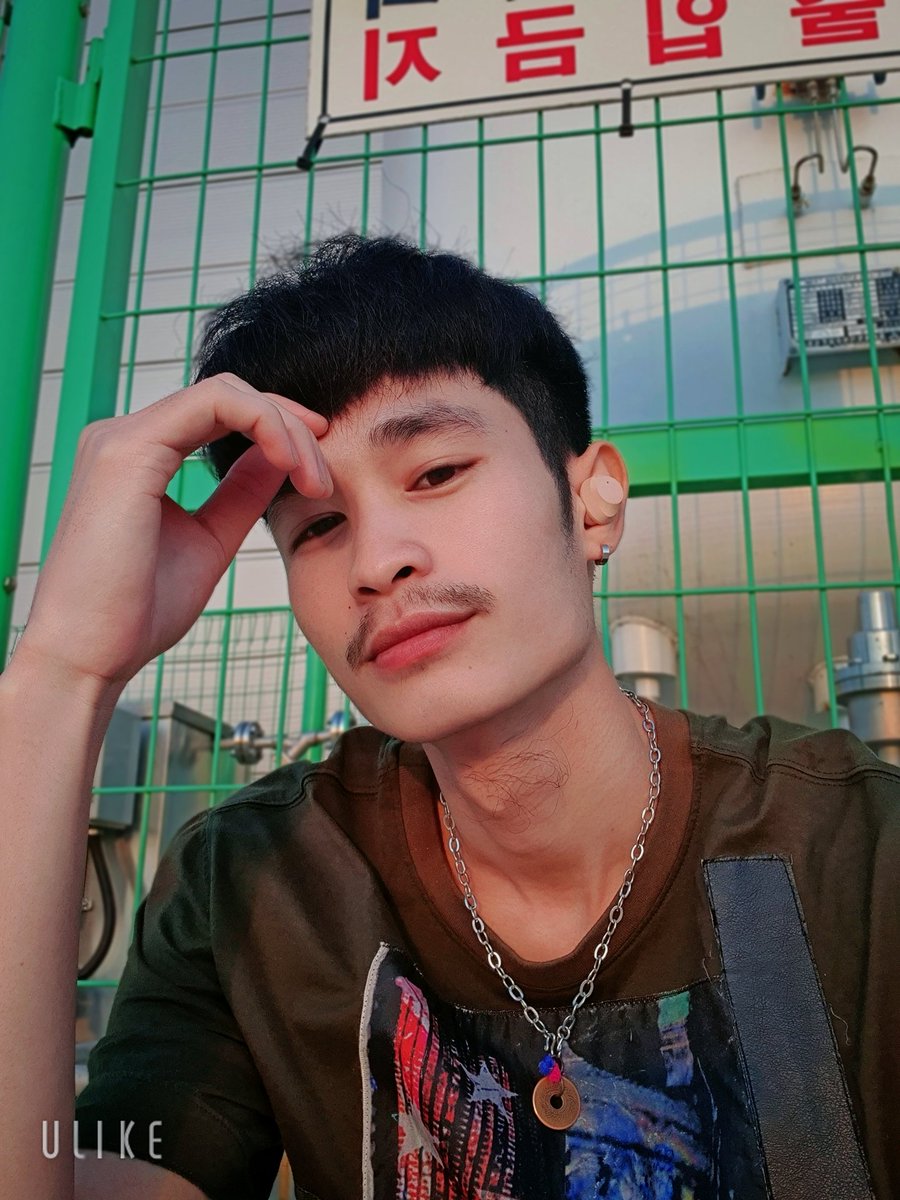 wirotf4's tweet photo. 🙈🌈💜หัวใจเธออยู่ข้างไหน 
              ข้างซ้าย หรือข้างเรา🙈🌈💜
#Helloholiday #บ่าวขอนแก่น https://t.co/eDaqDCyHBI