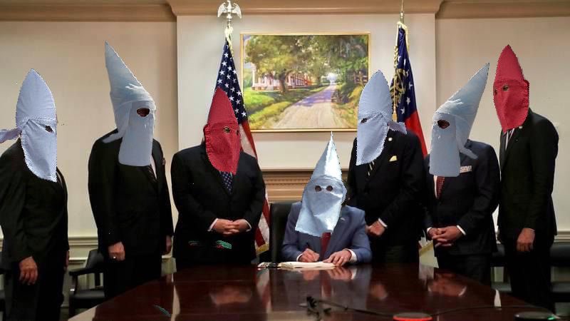 filthywhoreMTG's tweet photo. @Will_Bunch @AJPennyfarthing Nice plantation picture, ties everything together. https://t.co/HZnHjmk1eO
