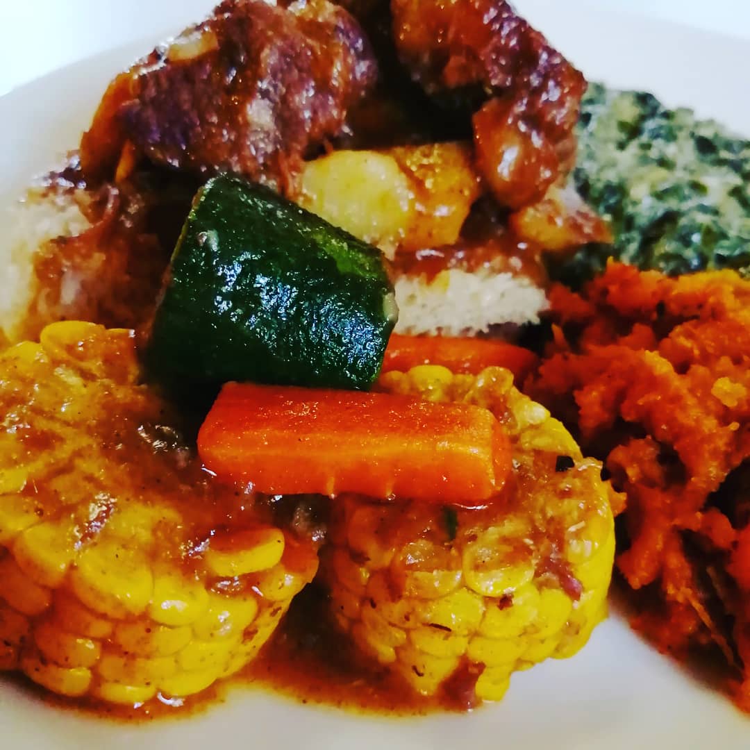 Ntlacya's tweet image. We are #KungFuKitchen and we bring a versatile approach to dinning in and around Bloemfontein. We also do house calls, private dining and parties.