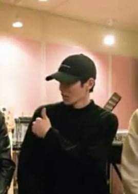 TheRose_MyWorld's tweet photo. Sinceramente amo que #Jaehyeong haga esto siempre JAJA es como de ' Ta bueno crack'
@TheRoseSound #Jaehyeong #Woosung #Dojoon #Hajoon https://t.co/xBAntHyPSb