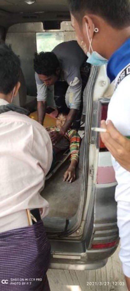 Milktea_Myanmar's tweet photo. 📍ShweBo

TW/ Blood,Death

9 year old shot dead by #Myanmar 
Military terrorist 
5 year shot, injured in Mandalay 

#AntiFascistRevolution2021
#WhatsHappeningInMyanmar 
@MayWongCNA @UN_EndViolence @UNICEF @SavetheChildren @KenRoth @matthewfsmith @BobRae48 @badiucao @BWoodward_UN https://t.co/2dBoti4nFi