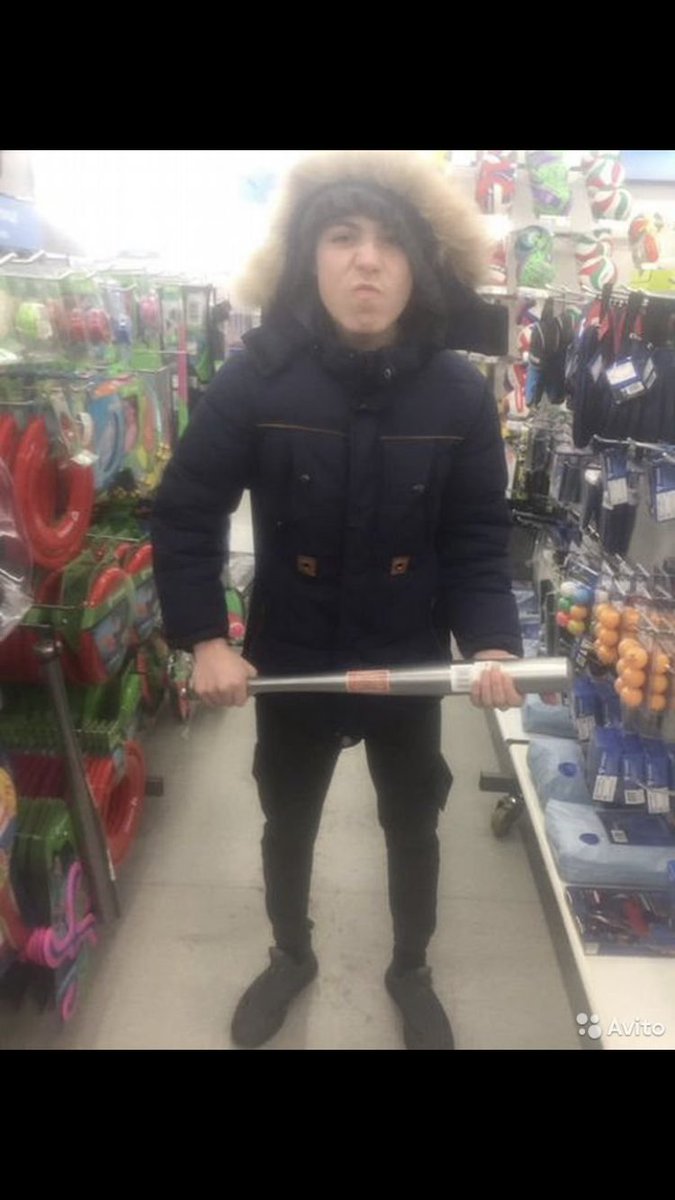 M_Bezrukov's tweet photo. Вашей маме телохранитель не нужен? https://t.co/CEShnm0iD7