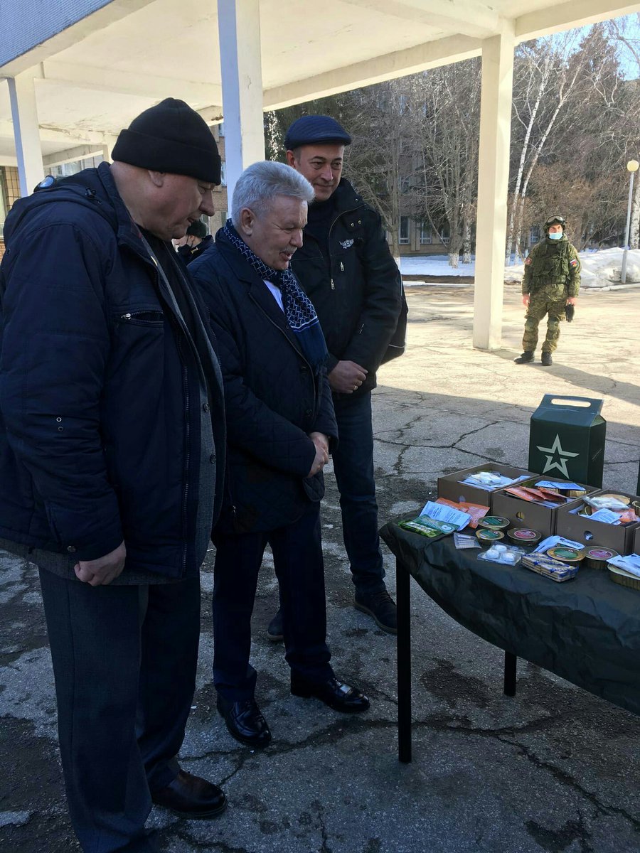 Слова благодарности и признательности;торжественные награждения и празднечный концерт: все это в честь 77-ой годовщины  отдельной гвардейской бригады ГРУ. Вместе с депутатом Самарской Губернской думы Владимиром Дуцевым поздравили наших ребят, почтили память погибших.
