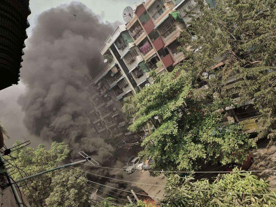 MIsssmarty15's tweet photo. Situation of KyaukMyaung right now.

ANTIFASCIST REVOLUTION
#WhatsHappeningInMyanmar 
#Mar27Coup https://t.co/bpGxKLggsN #FascistRevolution2021 #UNHumanRightsCouncil #ICJ @RapporteurUn https://t.co/LGg4YXlLub