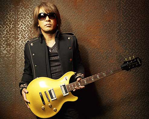 Please join me here at in wishing the one and only Tak Matsumoto a very Happy 60th Birthday today  