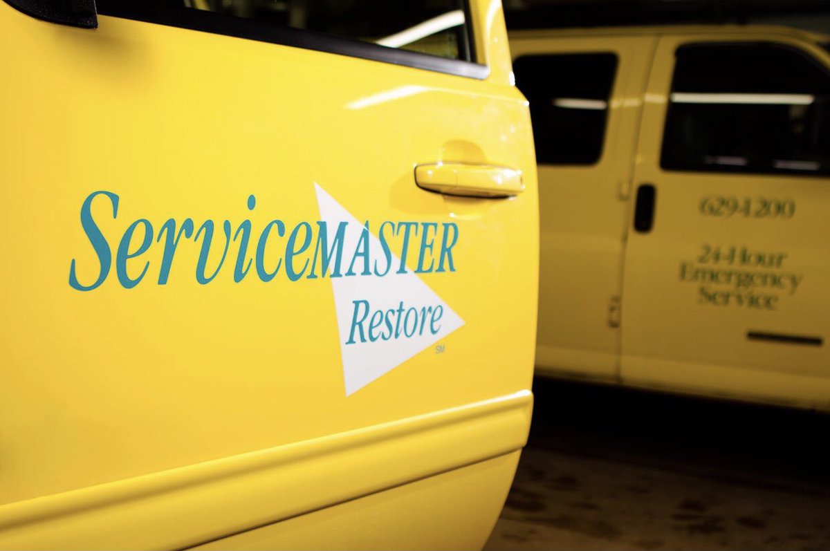 SvcMasterPEI's tweet photo. Wild night 😉 If you are waking up to wind or water damage from the storm our crews are on call to help #pei 
❗️902-629-1200❗️ https://t.co/qeZsBlK9dz