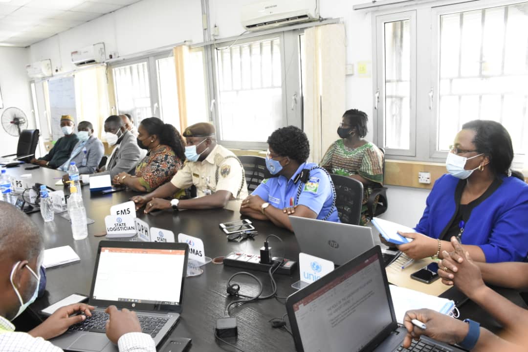 Luchi _Gloria tweet media