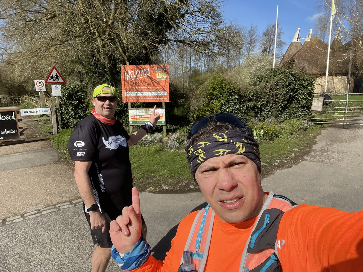 gary_ludwin's tweet photo. Nice run and chat with @Danielfsmith196 this morning passing the home of @Maidstonepkrun another #notparkrun ✅ #shortguystriders #twittawinterchallenge #bandoforange #ukrunchat #runr https://t.co/yQnxDidmB2