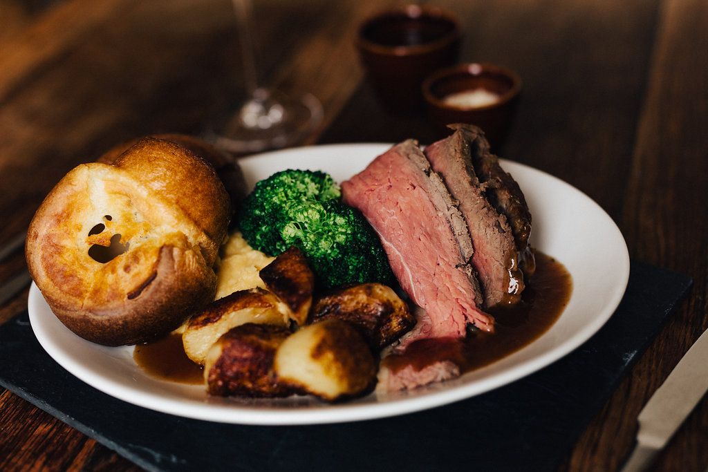 QSFLancaster's tweet photo. EXCLUSIVE OFFER
15% DISCOUNT 
SUNDAY LUNCH ON 28TH MARCH 2021
Use the code SUN15 when you place your order. 
Please remember slots are limited so it's first come first serve. https://t.co/2VVqCb4jB3
#Sunday #takeaway #offer #lancaster #restaurants https://t.co/Pus9UCmz08