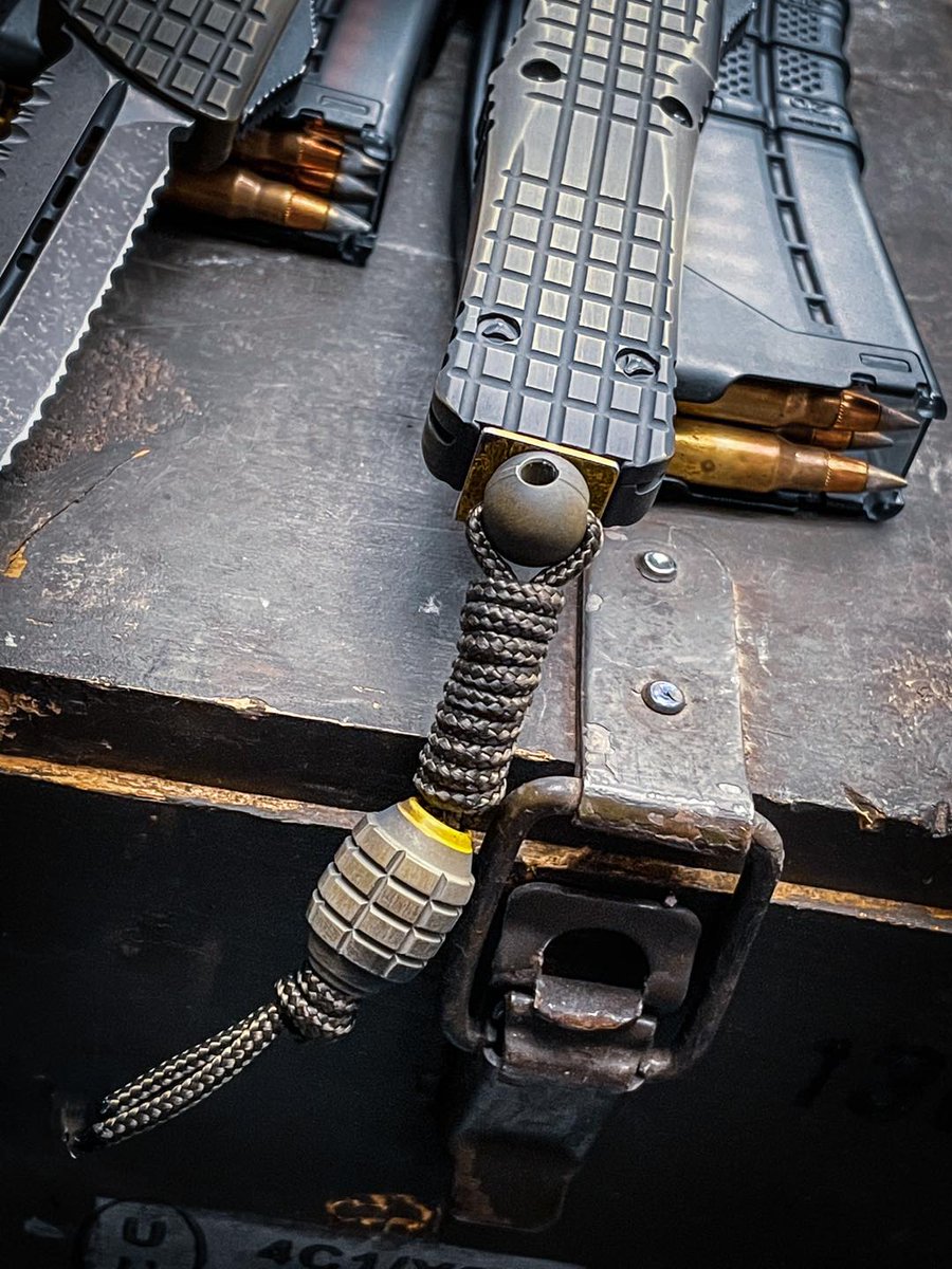 hidegfem's tweet photo. Microtech is készül az ICCE showra - úgy látszik náluk már nincs világvége.
Microtech - Frag Off OTF
#microtech #otf #outthefront #fragoff #automaticknife #rugósbicska #syaky #hidegfém https://t.co/MVczXVTcNz