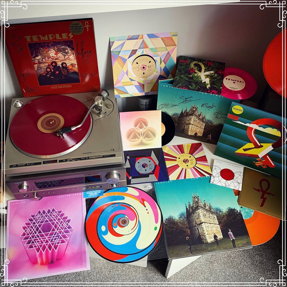 benchampniss's tweet photo. A @TemplesOfficial morning! @heavenlyrecs #temples #sheltersong #hotmotion #sunstructures #volcano #nowplaying #nowspinning #vinyl #pschedelic #psych #pschedelia https://t.co/I6d0YDlzVF