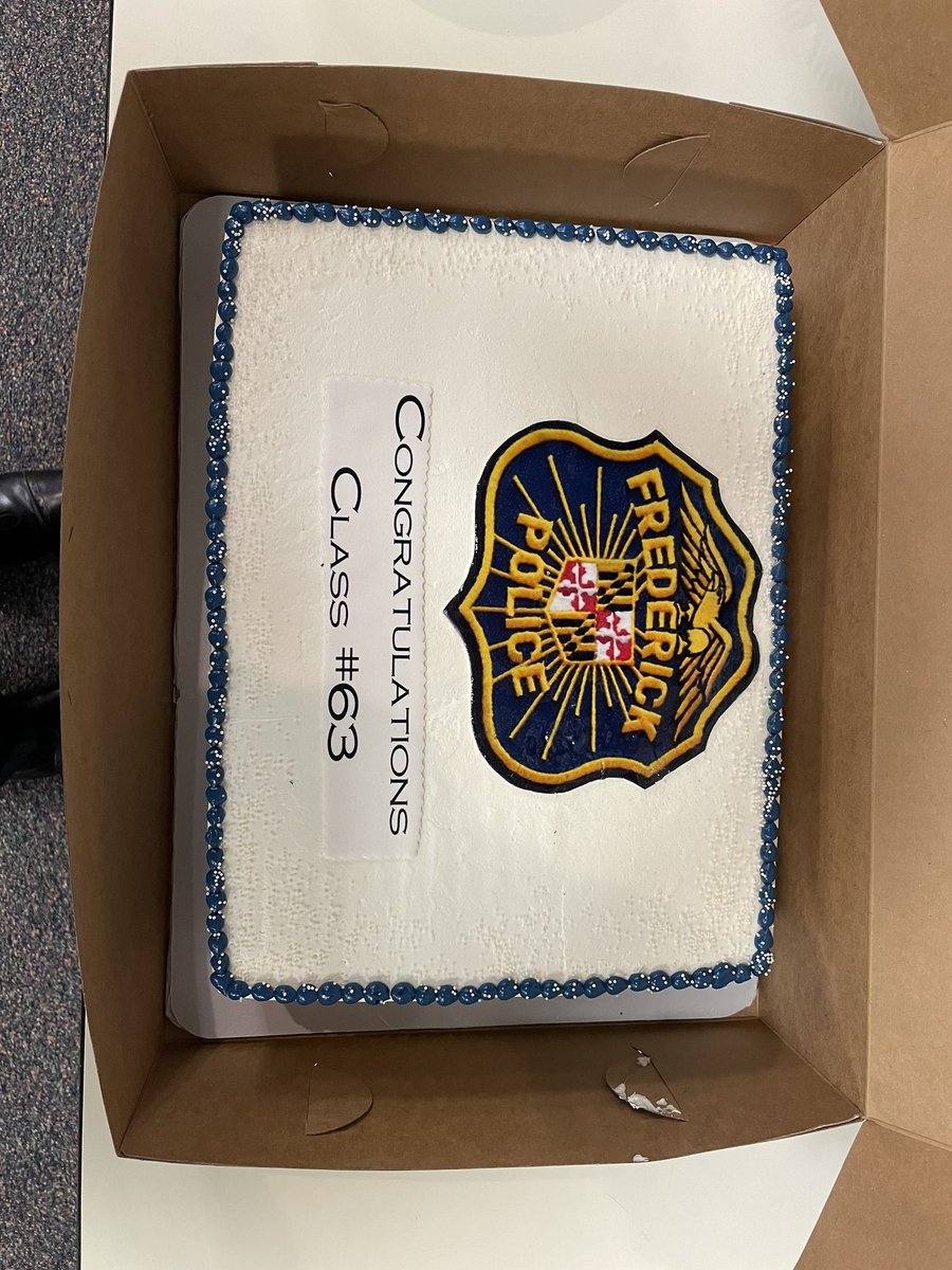 AldermanWilson's tweet photo. Please join me in welcoming six graduates of the 63rd Frederick Police Department Academy Class to the community! I love the diversity of these new members of FPD. Hopefully we’re getting closer to a police force that is more representative of our community! @Fred_MD_Police https://t.co/1wJ2GNj5eP