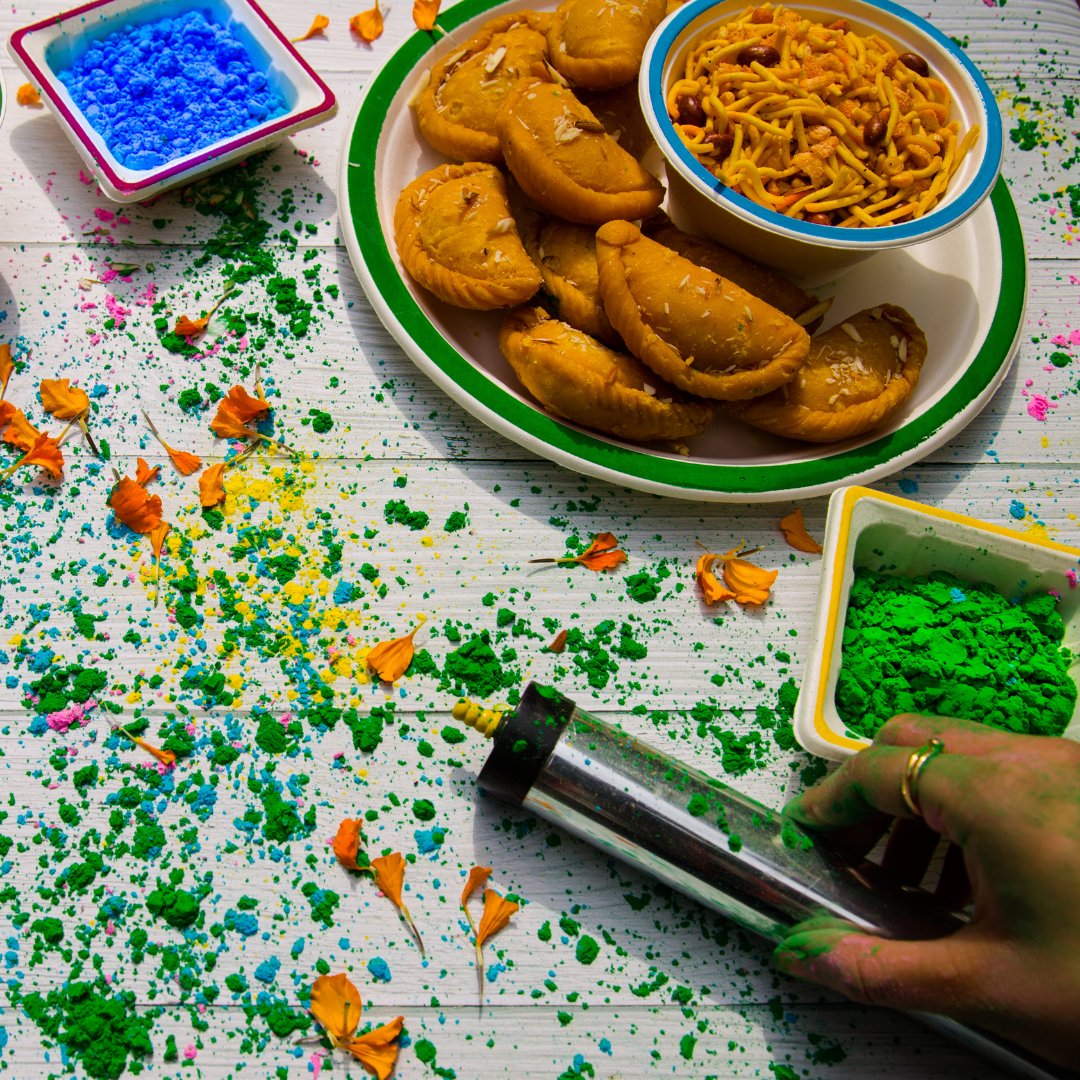 ecowareindia's tweet photo. #ecowareiseverywhere #ecowaretableware #ecofriendlypackaging #naturefriendlypackaging #ecofriendlyliving #becofriendly #ecofriendlyenvironment #ecofriendlyhabits #biodegradableplates #biodegradabletableware #biodegradableliving #holi #sustainableholi #taarey #colors #celebrations https://t.co/SBefxwwUdH
