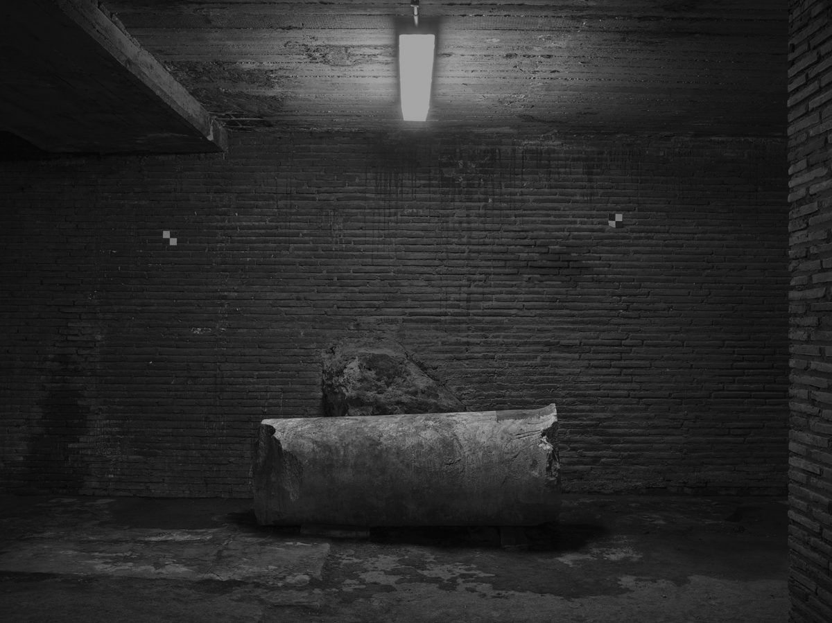 Lieve_Beumer's tweet photo. 'Enduring Generations' @NadavKander @FlowersGallery https://t.co/DTHR9fm7tT