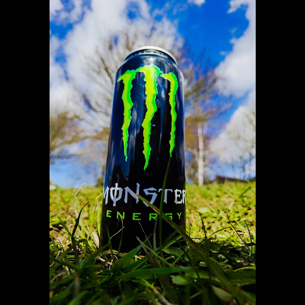 ADRphotographs's tweet photo. What's That Coming Over The Hill Is It A Monsterrrrrr #Monster #monsterenergy #monsterenergyuk #Energydrinks #Monsterdrinks  #adrphotography #adr2014 #photographyislife #photographylovers #photooftheday #ukphotographer @MonsterEnergyUK @MonsterEnergy @Monsterenergy https://t.co/Nn88qxWaMx