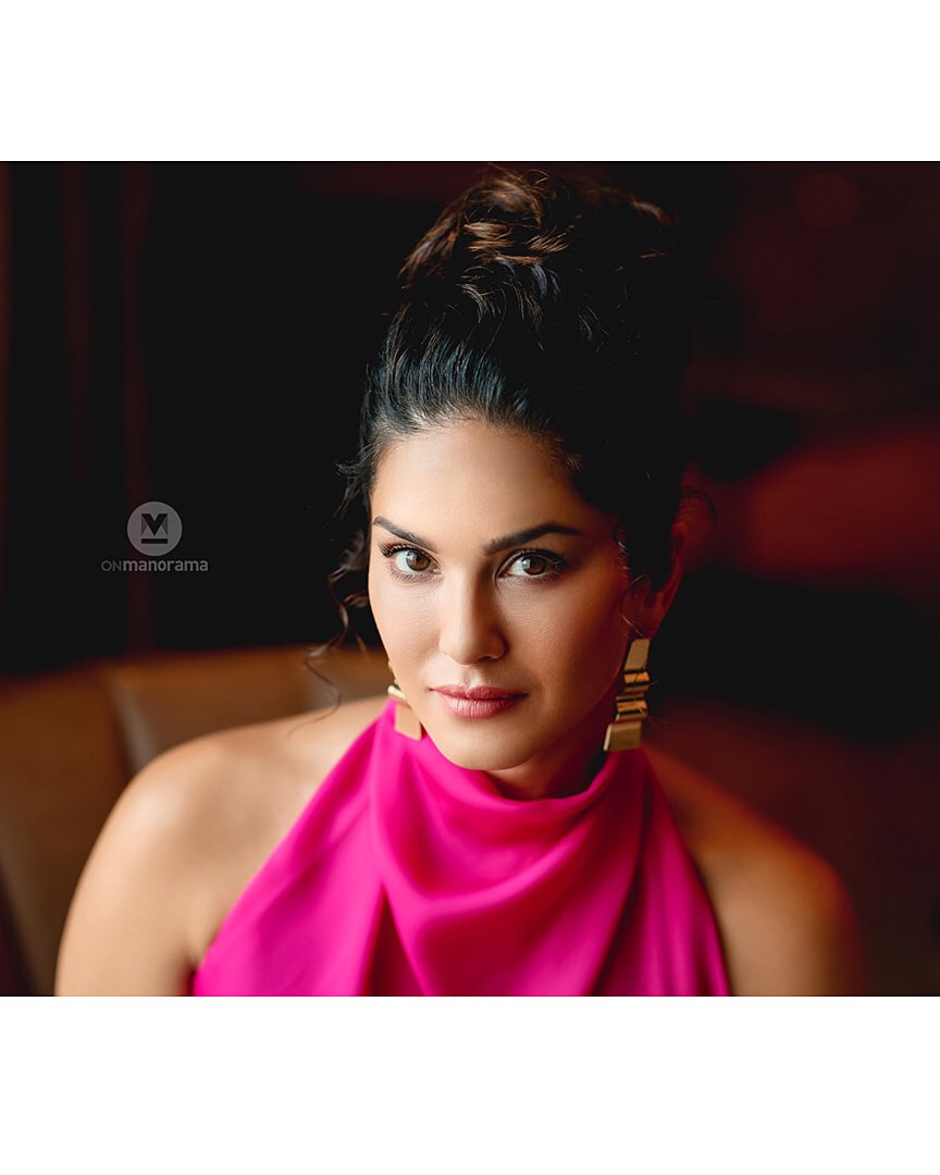 syam__babu's tweet photo. @SunnyLeone #syambabu #SB #photoshoot #manorama https://t.co/noZLcaqs22