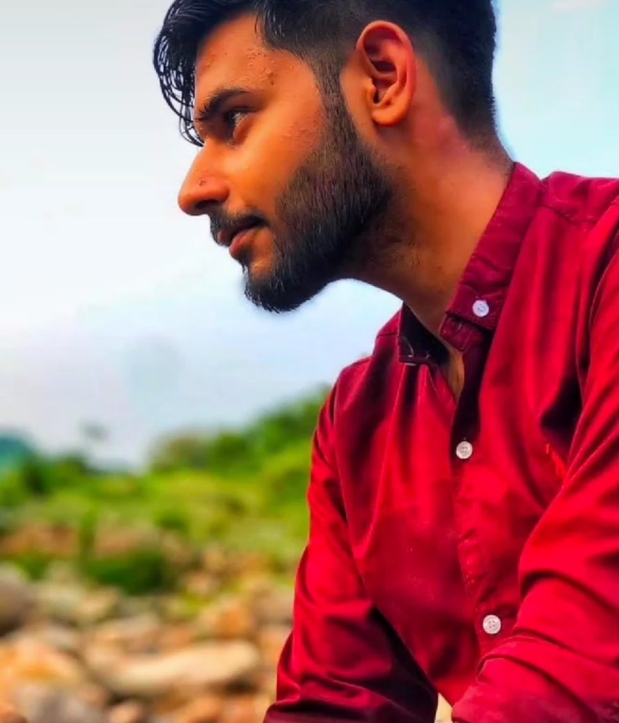 SandhuXohaib's tweet photo. I request you all to quote retweet this tweet and spread this trend until justice is served . Jawad was brutally murdered in day light . leaving his murderers means to let criminals free to do what ever they want #justiceforjawad @ImranKhanPTI @UsmanAKBuzdar @ZakaWaqar @ArifAlvi https://t.co/0pW3RVooHi