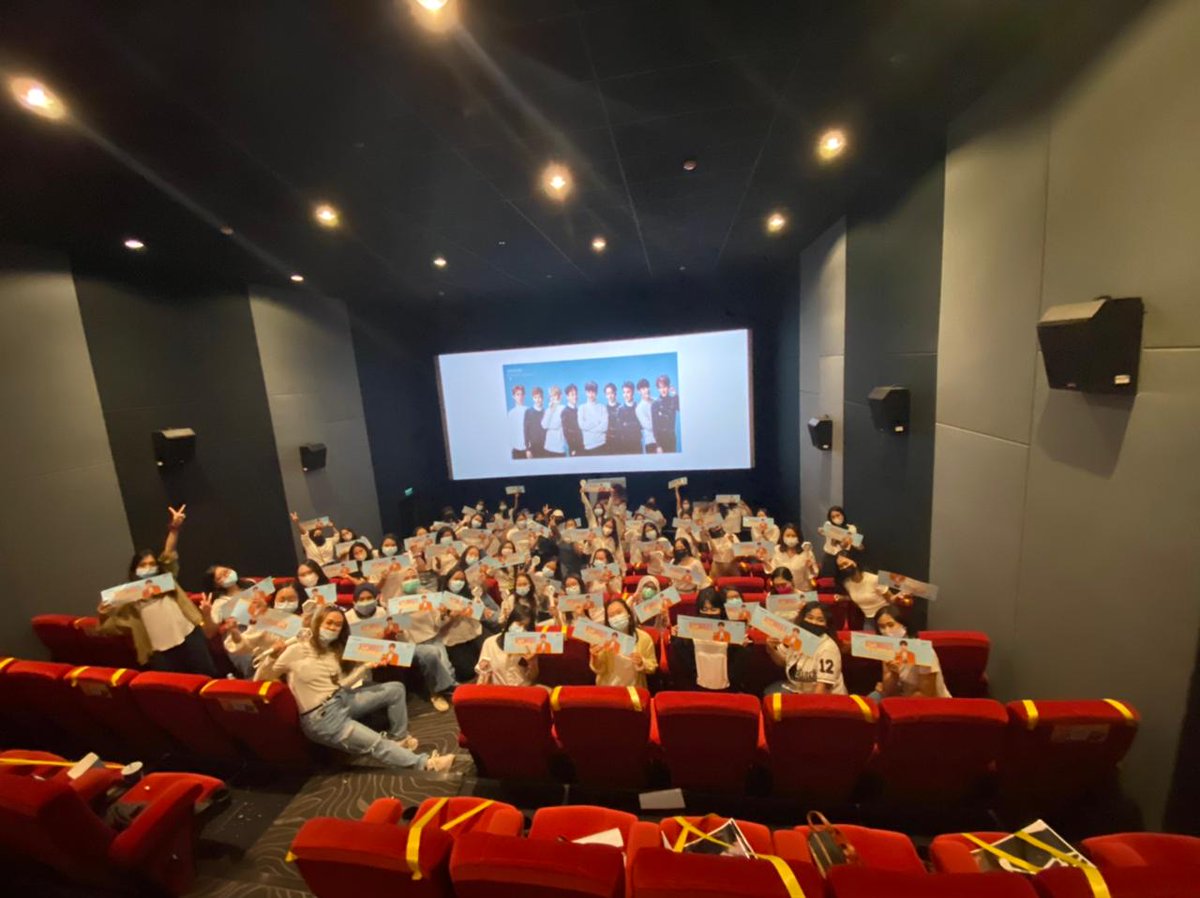 MYEONKYU's tweet photo. 📍bali exo-ls https://t.co/82biVRBXPY