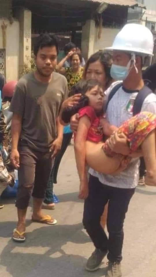 TinSoeYin2's tweet photo. I seriously condemn this merciless shootings at young children by military  
terrorist .This is inhumane and I beg all the people and associations concerning with children to speak out for their innocent lives.
#SavetheChildrenMyanmar 
27.3.2021(Saturday)
#WhatsHappeningInMyanmar https://t.co/1TqevoJ4C4