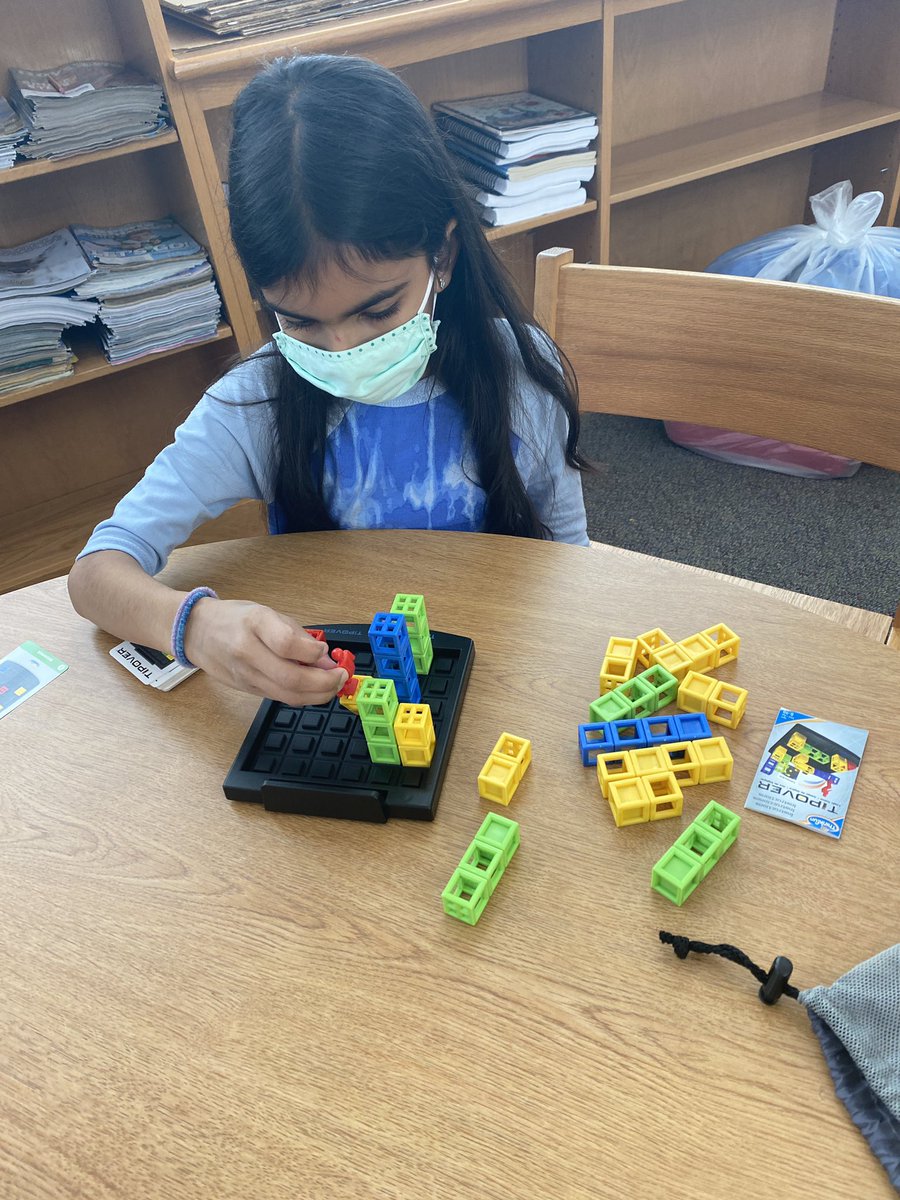 SESMrsSharon's tweet photo. First in person Focus session in over a year!!!! 🥳 There is nothing digital that can replace hands-on thinking games to strengthen visual and logic skills! @SEdolphins https://t.co/d8sy12MFRg