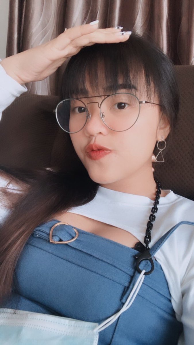 PichiiX's tweet photo. เจอกันหมู่บ้านทะลุฟ้าเย็นนี้คั้บ ข้างทำเนียบรัฐบาล 🤍 https://t.co/dYSGspKPGv