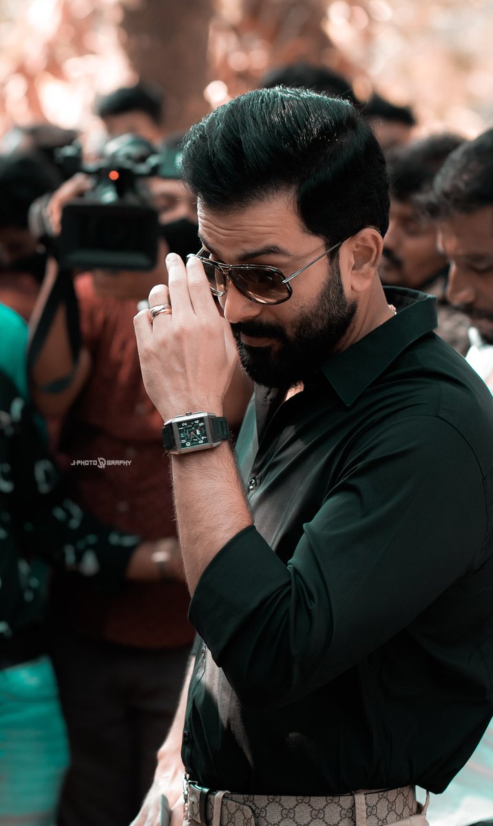 PrithviOfficial's tweet photo. 🖤 https://t.co/KWvcB5ONGs