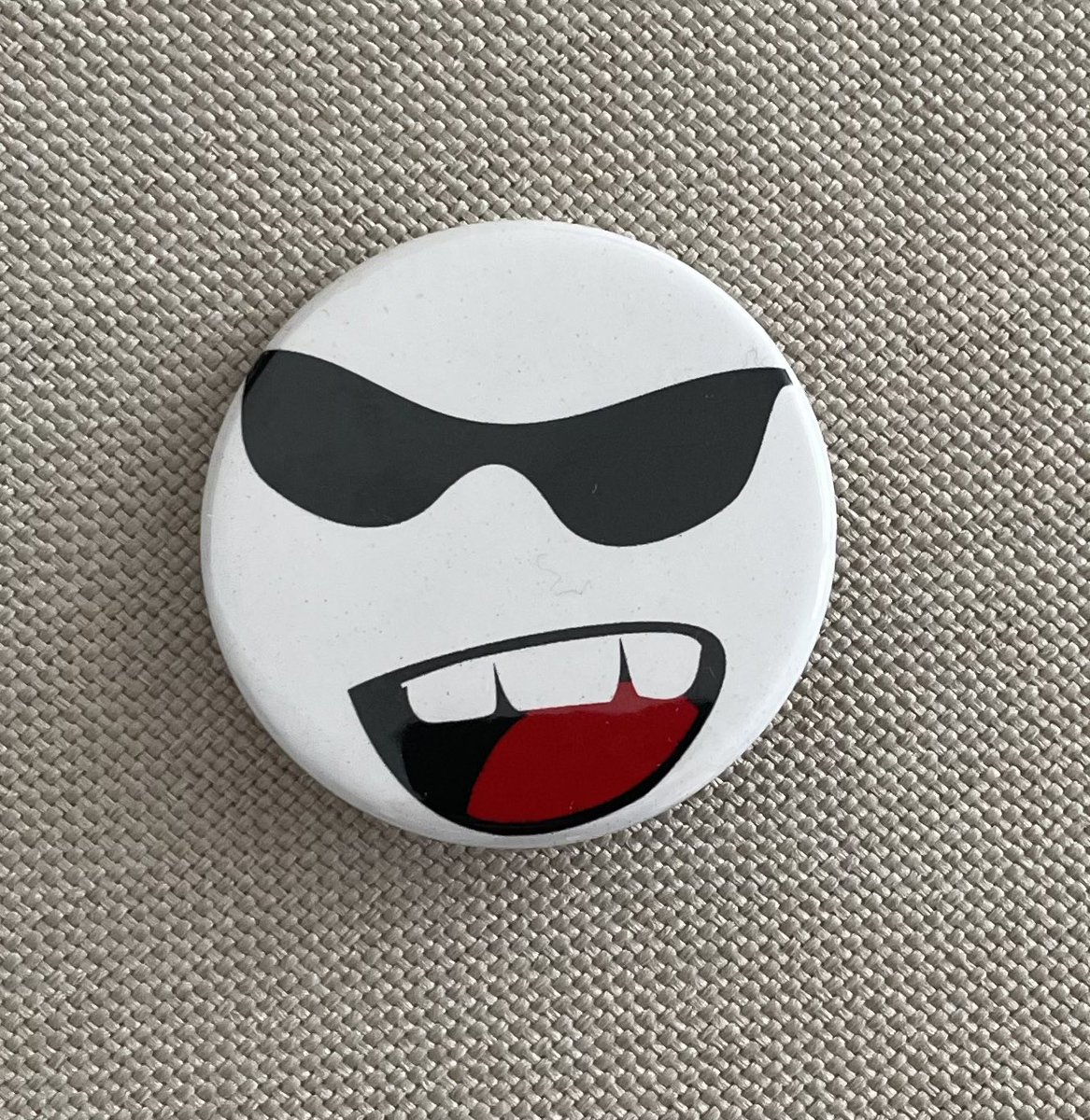 UgabuC's tweet photo. Chapas personalizadas Ugabu #imanes #chapas #espejos #promo #regala #publicidad https://t.co/C2wP4Hnitk