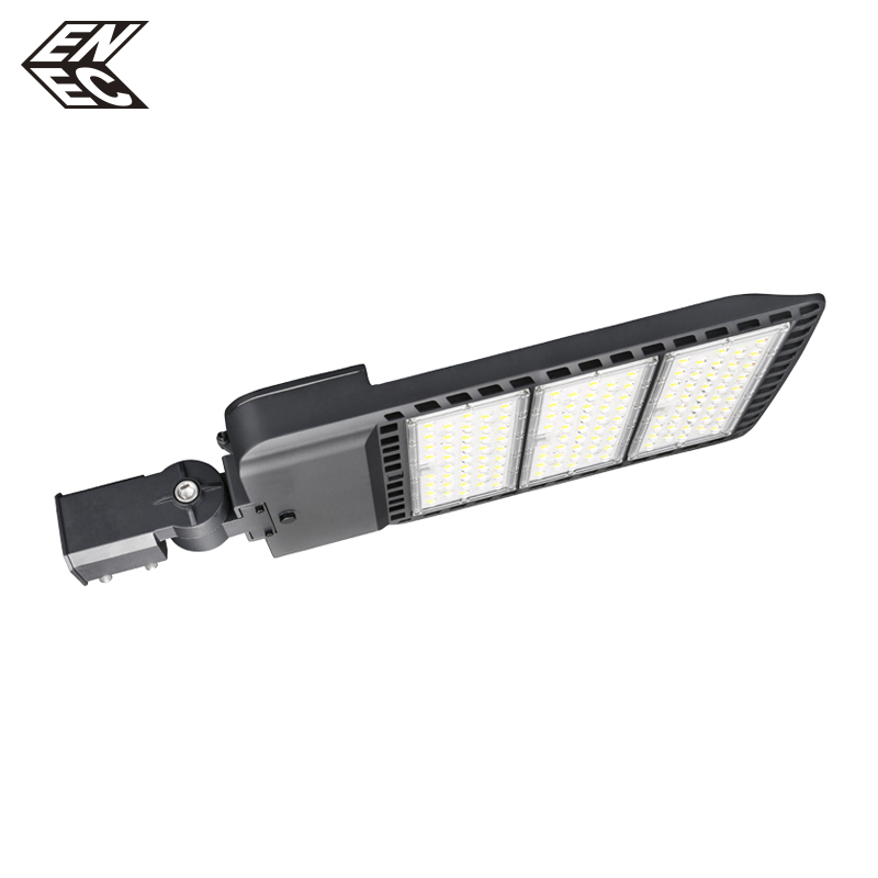 chz_lighting's tweet photo. Get to know our products by checking out our website: https://t.co/GUlTNJjw2j #ledstreetlamp #50wledstreetlight https://t.co/RaVO8StRr1