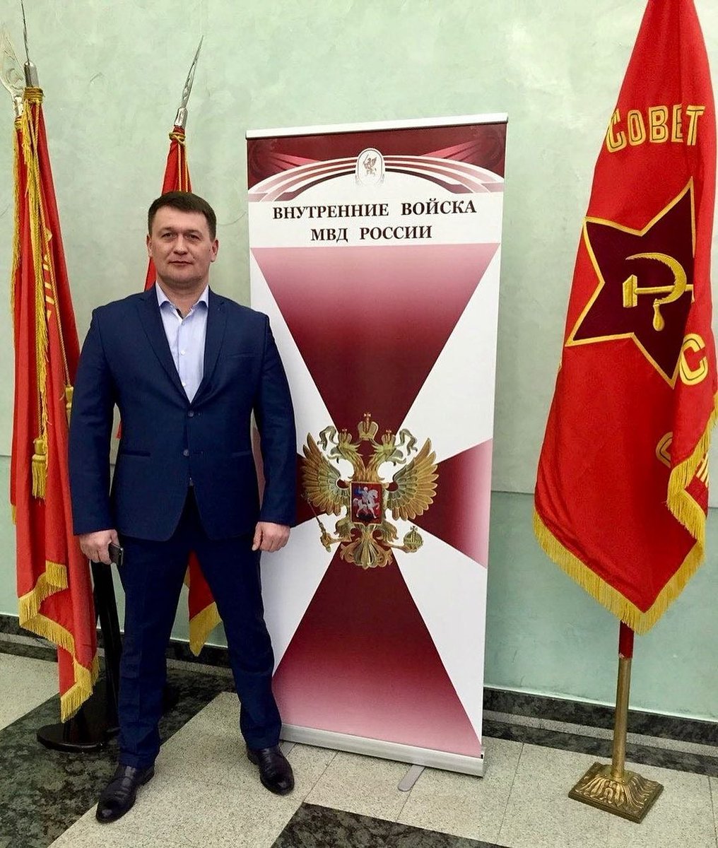 27 марта ежегодно отмечается День внутренних войск МВД России и День войск национальной гвардии #РФ.

С профессиональным праздником сотрудников внутренних войск и нацгвардии поздравил  Василий Максимов.
 instagram.com/p/CM6fZ83liu7/…