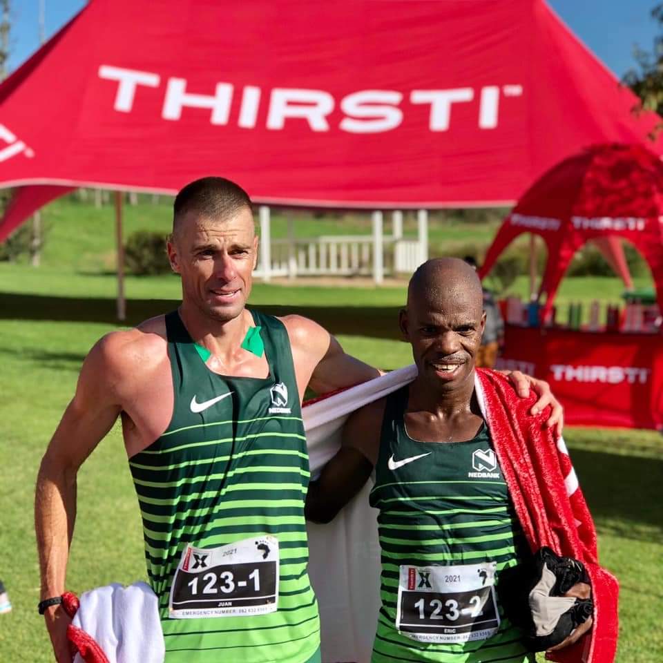 Nedbank_RC's tweet photo. Congratulations to #NedbankRunning club's @juanvandeventer and @NgubaneEric for taking their 2nd win on stage 2 of the @runtheafricanx Trailrun and #LloydBosman and #EttienePlaaitjies in 2nd
@BiogenSA @futurelifeza @Nike @nedbanksport #Bavariaza https://t.co/YPTEk9uGU1