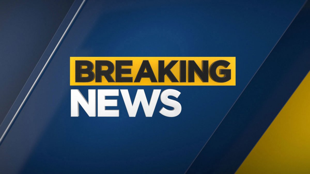 ABC7NY's tweet photo. 2 dead, at least 8 injured in Virginia Beach oceanfront shootings, police say https://t.co/CIYZFqrMMN https://t.co/MqtasyYnw6