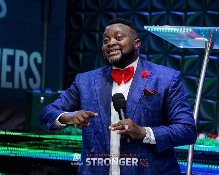 iamthemandate's tweet photo. STRONGER!
The Mandate live at @harvesthouseng
#mymandateisclear
#themandatetravels
#TMconferences https://t.co/yicMzgtswo