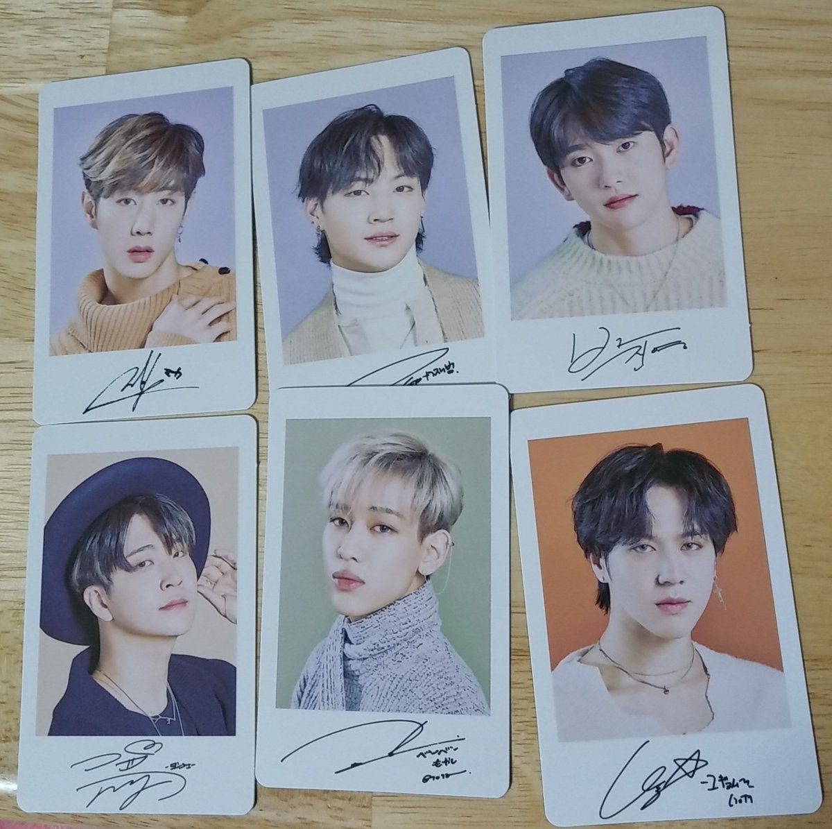 DPMOT's tweet photo. 💥갓세븐 Road 2 U 포카 팝니다💥
운송비 포함 15000원
재범마크진영영재뱀뱀유겸
편하게 DM주세요
#Got7 #갓세븐 #갓세븐포카 #갓세븐앨범 #갓세븐굿즈양도 https://t.co/biUDaso2dN