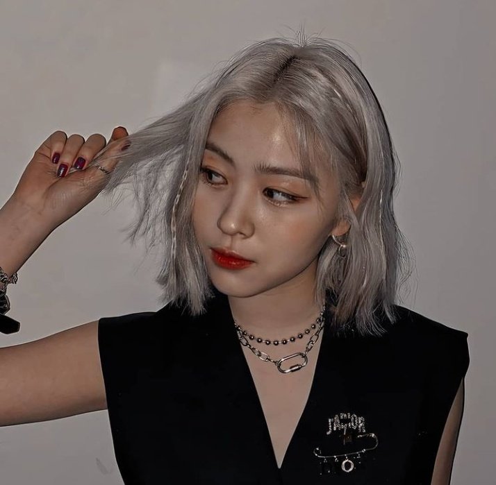 ryuxby's tweet photo. Haii I'm Rubbyヾ
Baru back rp -!! 
Mutualan? rt or likes okey
Fambest? DM aj y

#rootrp #Roots #roleplayerindonesia #roleplayer #rpworld #rpkpop https://t.co/aRMZHv2juc
