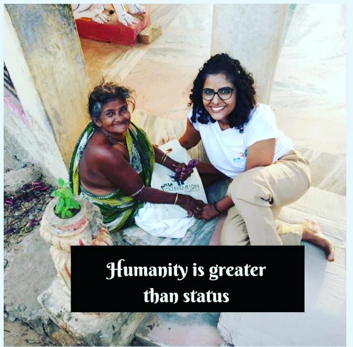 AnchalSharma85's tweet photo. Humanity is greater than status.
#helpeachothers #humanity #feedhungry #mealsofhappiness
#Share #Help #MakeADifference
#givebacktosociety #eachonereachone https://t.co/p5Zho4BMPH