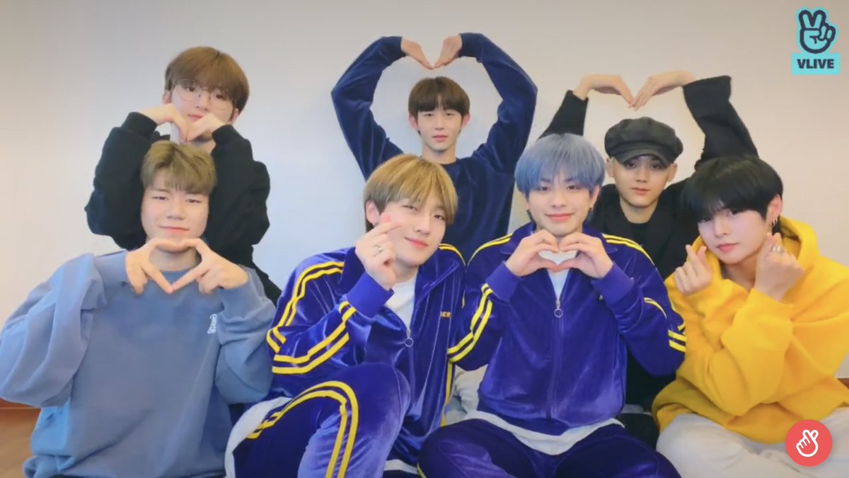 bearmoon_z's tweet photo. Photo time ✨💕
 #Ciipher #싸이퍼 #현빈 #탄 #휘 #케이타 #태그 #도환 #원   #memoryforciipher https://t.co/m8yNX78nJH