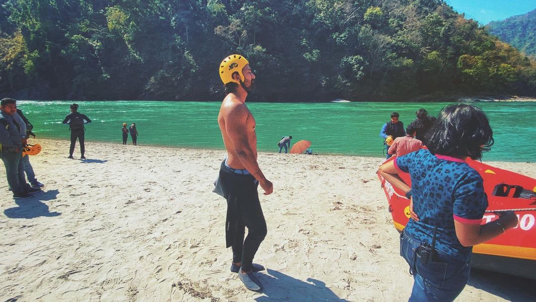Harshvardhan_fa's tweet photo. @harsha_actor “#BTS #HaseenDillruba 🎥” https://t.co/2AAlISC6NQ