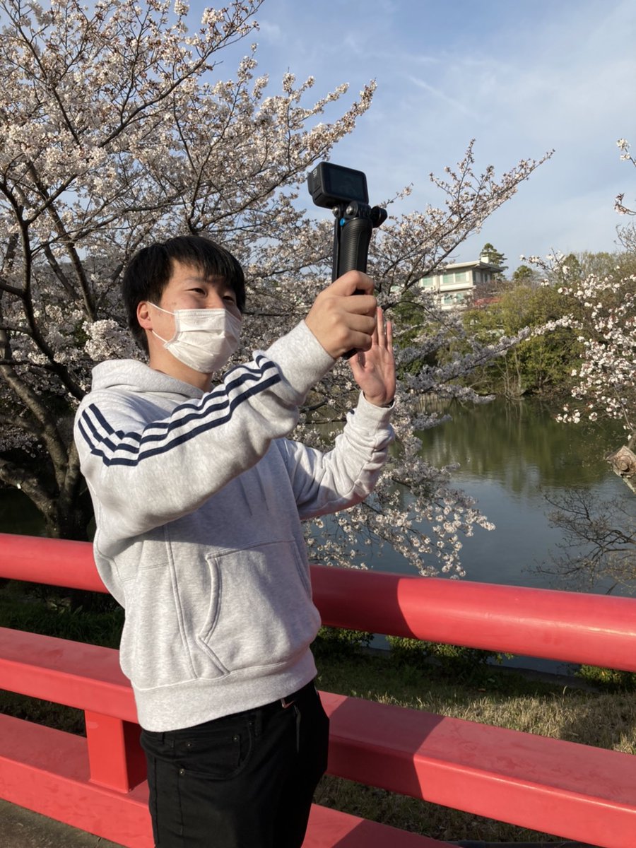 HAMPJ2016's tweet photo. お久しぶりです！
ほくせつ探検大学です！

本日は感染症対策をばっちりにして桜を撮りに行ってきました！

今後は少しずつ活動メンバーの取材の裏側などを更新していこうと思います！！

＃追手門学院大学 https://t.co/jDnwbPQ8hA