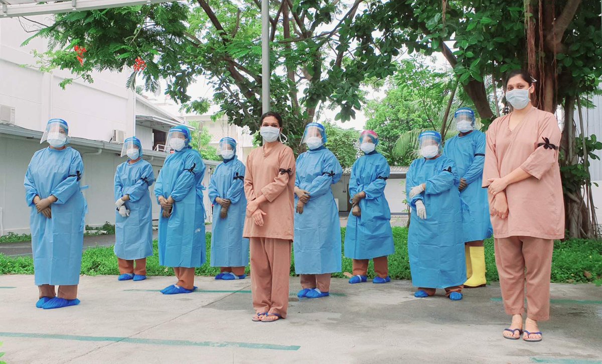 NashfaIbrahim11's tweet photo. #work2gether #beatCovid @mna_nurses @KerafaNaseem @HPA_MV @mma_mv @sunbrk @DhiyaresNews @VaguthuOnline @raajjemv @psmnewsmv https://t.co/8Me51kdNUe