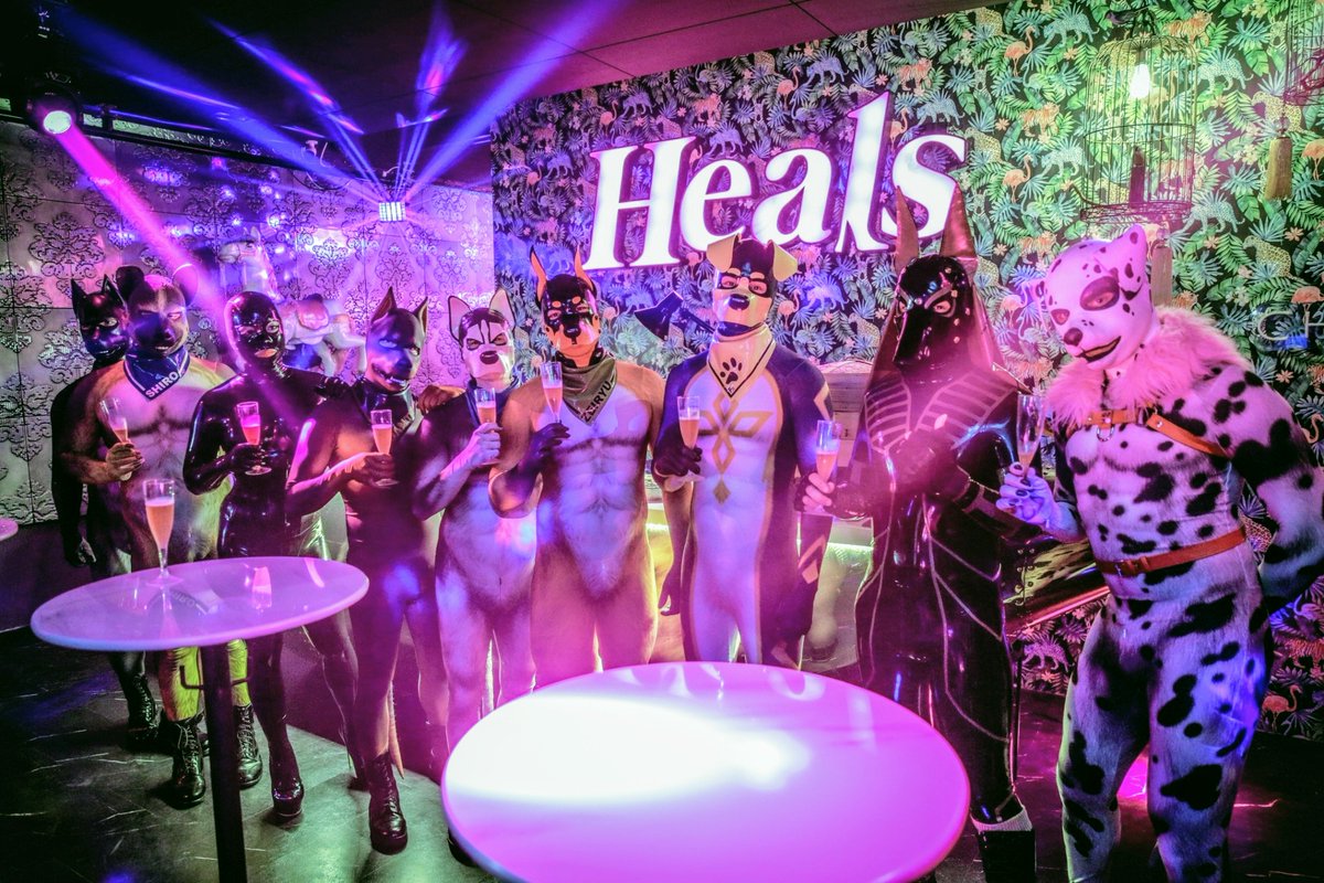 forfunbangkok's tweet photo. FORFUN Gang 👨‍👨‍👦‍👦
Congratulations to @houseofheals 🎉 https://t.co/YmXthhRbcb