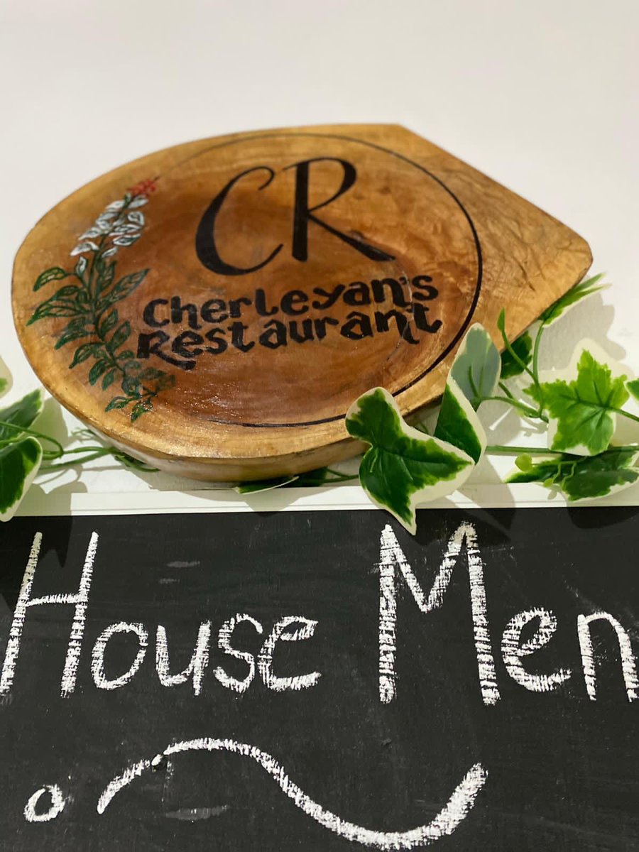 kojo_mufasa's tweet photo. The grand Opening of Cherleyan’s Coffee shop is today !!! 🥳🥳🔥🔥

If you happen to be around Trade Fair and it’s environs , you can pass by. https://t.co/3x9qLdAfUe