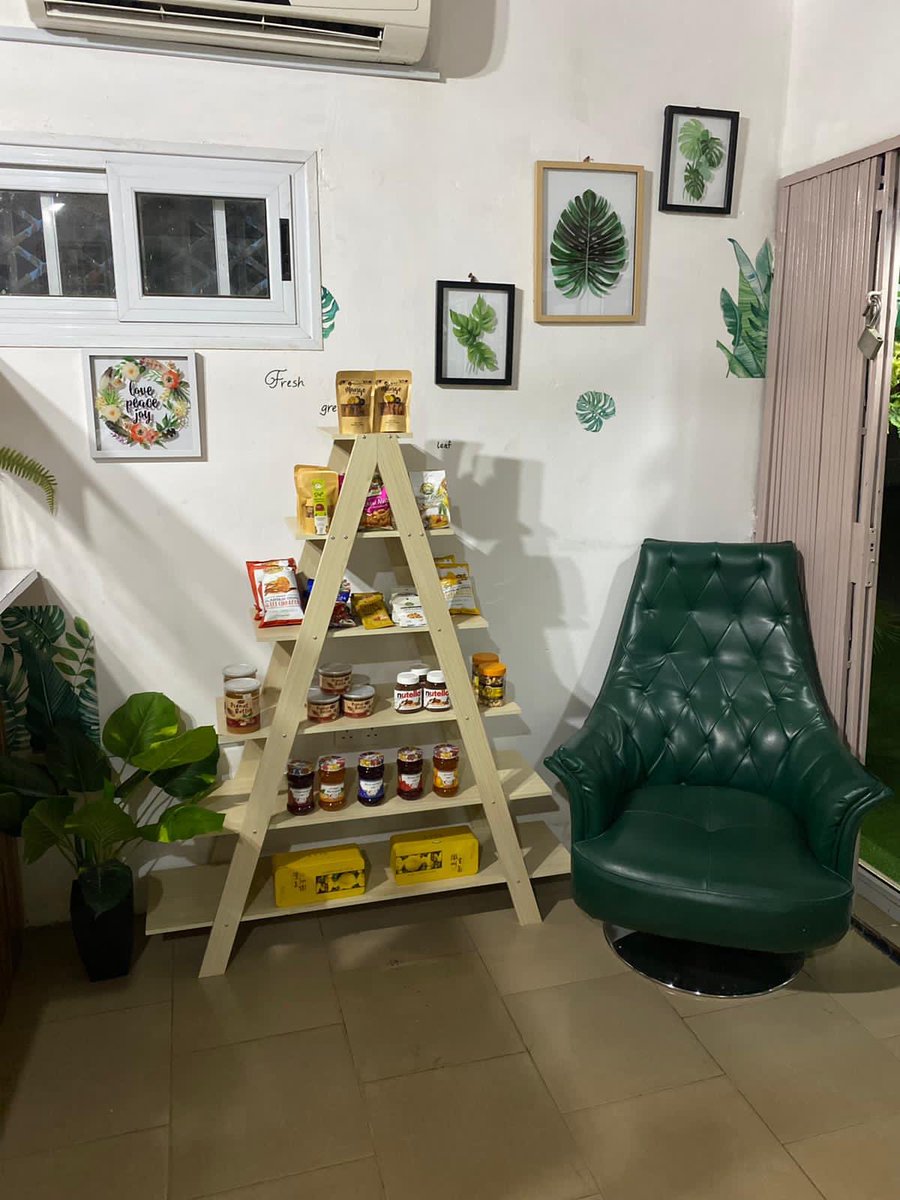kojo_mufasa's tweet photo. The grand Opening of Cherleyan’s Coffee shop is today !!! 🥳🥳🔥🔥

If you happen to be around Trade Fair and it’s environs , you can pass by. https://t.co/3x9qLdAfUe
