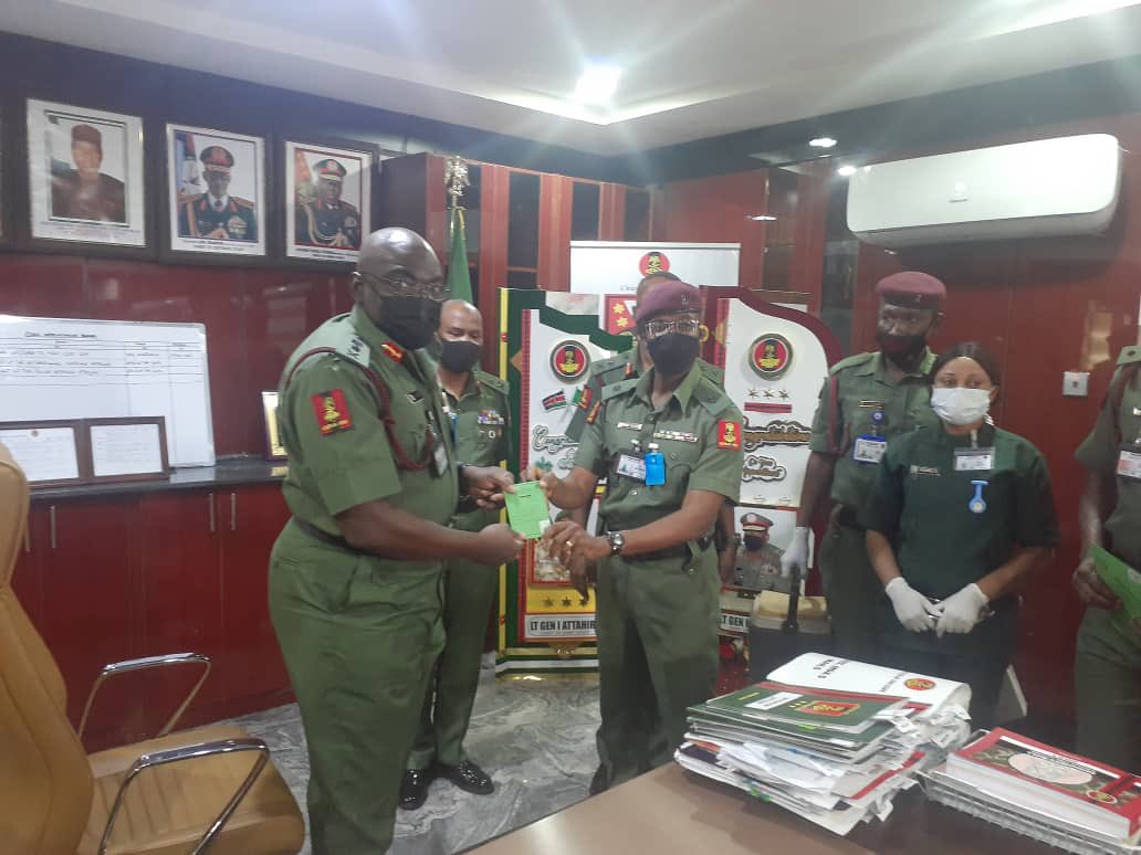 HQNigerianArmy's tweet photo. House Committee on Army visits Army Headquarters

COAS takes first jab of Covid-19 vaccine
https://t.co/USY1g15I96 https://t.co/VlWb7U0tHP