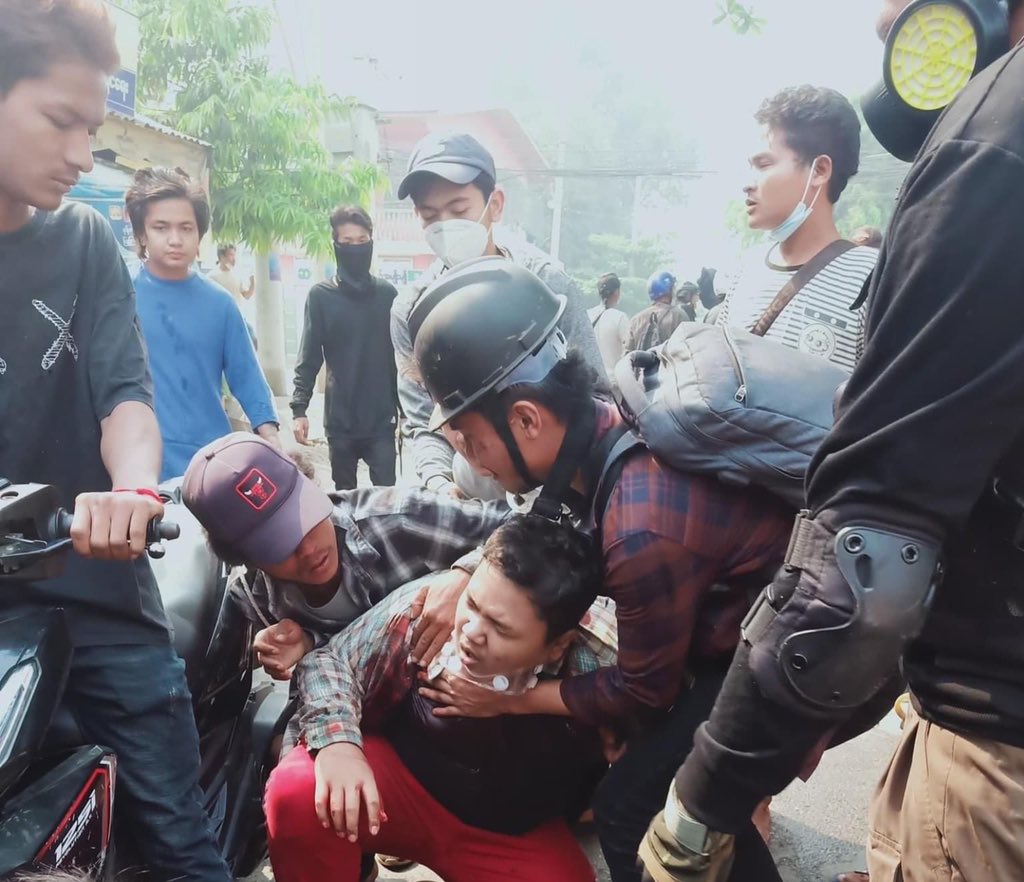 S_Josephy's tweet photo. All towns and cities in #Myanmar are under the barbaric crackdown by the junta's bloodthirsty troops as the nationwide anti-coup protests are taking place today.

Several civilians were shot to death, and gunshots are being heard everywhere.

#WhatIsHappeningInMyanmar
#Mar27Coup https://t.co/VvwnlhZu6D
