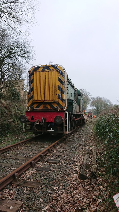 BodminGeneral's tweet photo. This is our Class 08 Shunter, no. 08444, more commonly known as a 'Gronk', but what is it's top speed? Is it:
A. 12 mph
B. 25 mph
C. 2 mph
D. 15 mph
Answers down below!
π· Jason Ellway
#Heritagerailway #bwrbackontrack #fridayquizquestion https://t.co/804hwzeai5