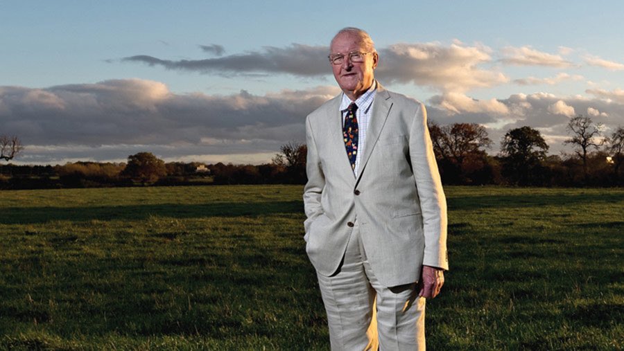 Happy 96th birthday to our founder Lord Henry Plumb, former President <a href="/NFUtweets/">National Farmers' Union</a> &amp; <a href="/Europarl_EN/">European Parliament</a> 🎉

Lord Plumb now dedicates his time to helping young people get a good start in food &amp; farming 👩‍🌾