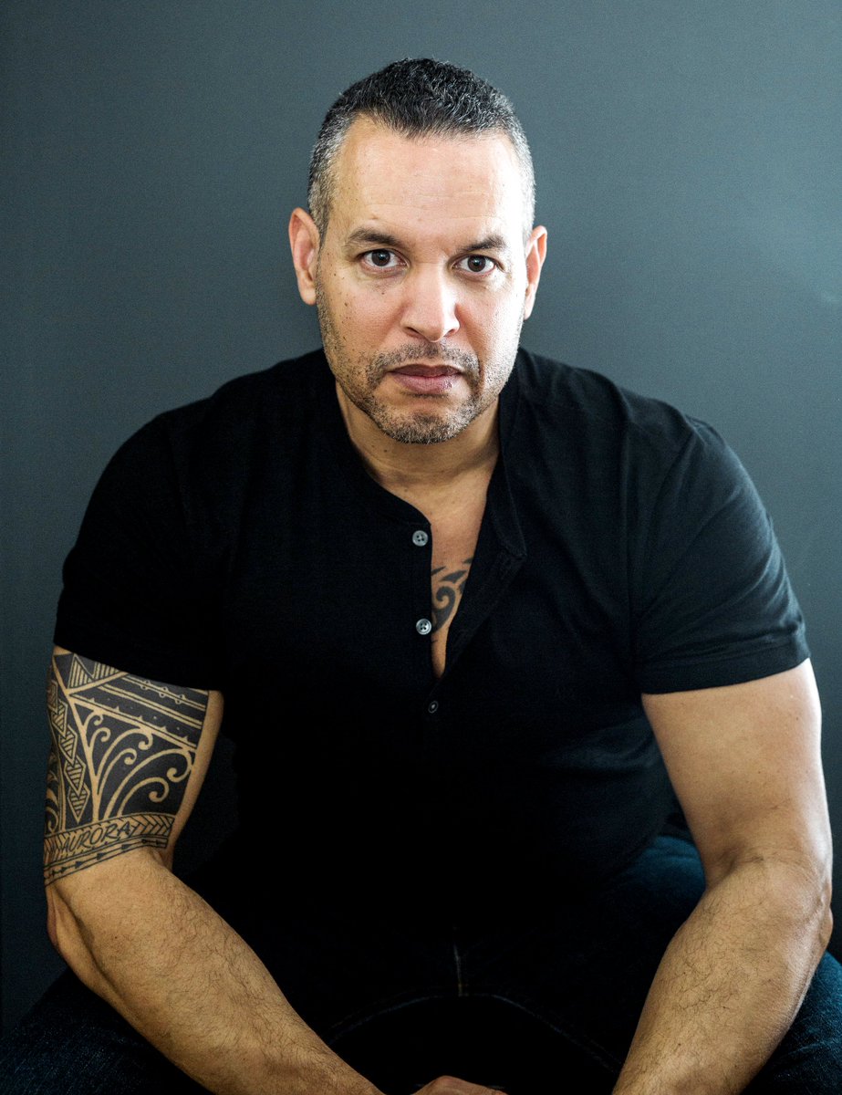 atlantistvru's tweet photo. Happy #Birthday to #actor &amp; #StuntPerformer #HugoSteele (1970), #Stargate #SG1 #Ra's #Jaffa Patrol ("#Moebius, part 2"), #Cronus' #Guardian ("Crossroads"), Airman #McKay ("Prototype") etc.!!!

https://t.co/7yRyGwANY7
https://t.co/ugIhpMY538

#StargateSG1 #gueststar #HappyBirthday https://t.co/ulua4if0UK