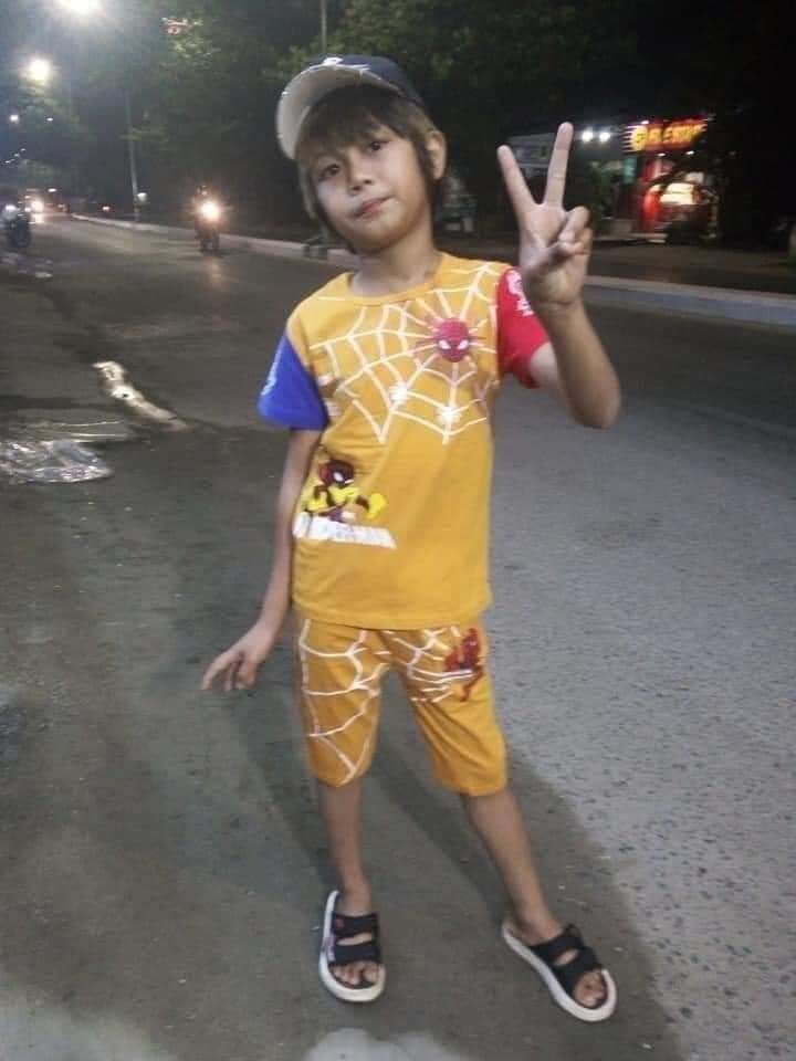 @MayWongCNA Dear world 
We don't need nobel prize
Just Protect our children 💔😭

Five year old girl killed today another heartbreaking 💔💔💔💔💔

Source -m.facebook.com/story.php?stor…

#WhatsHappeningInMyanmar