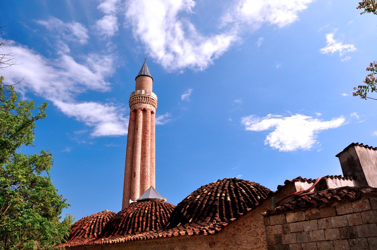 ethemtas's tweet photo. Ramazan ayının müjdecisi #BeratKandili’nin ülkemize, milletimize ve bütün İslam alemine hayırlar getirmesini temenni ediyorum. Leyle-iBerat ... https://t.co/uRzMce04QM